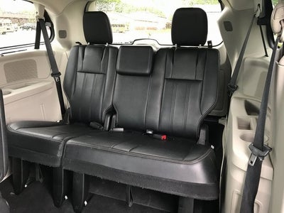 2015 Chrysler Town & Country Base